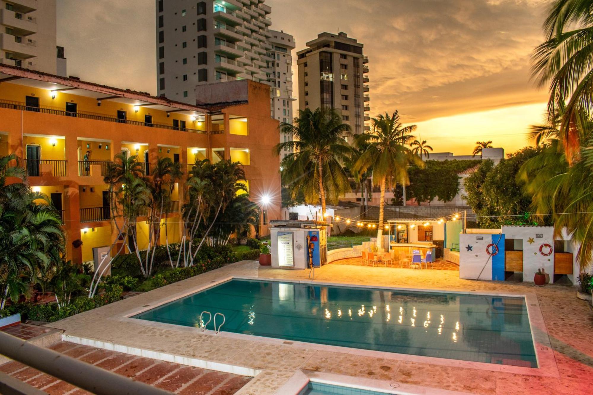 Palmarena Plaza Rodadero 3*